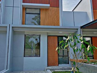 Rumah di Bogor ala Bali resort