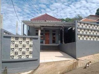 Rumah siap huni  Cileunyi Type 45/127