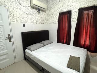 Rooms for Rent — Kost Jevel (Jelambar, West Jakarta) | Daily & Monthly | Men & Women | Clean, Tidy, Secure, Private