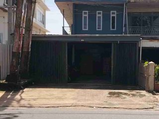 Ruko 2 lantai siap pakai kota Pontianak, Jl. Merdeka