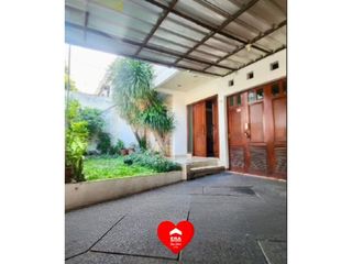 Rumah Asri di Gandaria Kebayoran Baru, Jakarta Selatan