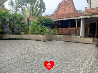 Rumah dengan 16 Kamar di Cilandak Lebak Bulus, Jakarta