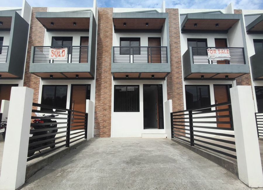 F. P. Felix Avenue, San Buena, Santo Domingo, Cainta, Rizal