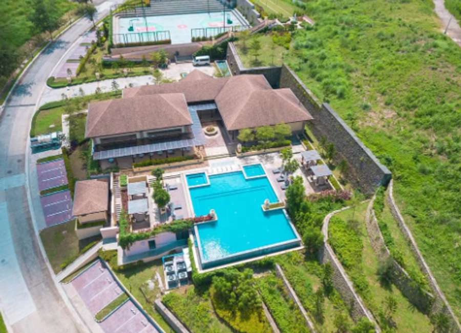 Tagaytay-Nasugbu Road, Amuyong, Laurel, Batangas