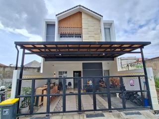 Rumah Semi Furnish Di Suryalaya Cijagra DEkat Tol Buah Batu Bandung
