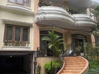 Dijual Rumah mewah Full Furnished