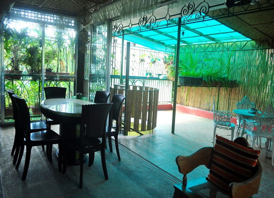Ohio, Laguna Hills, Pansol, Calamba, Laguna