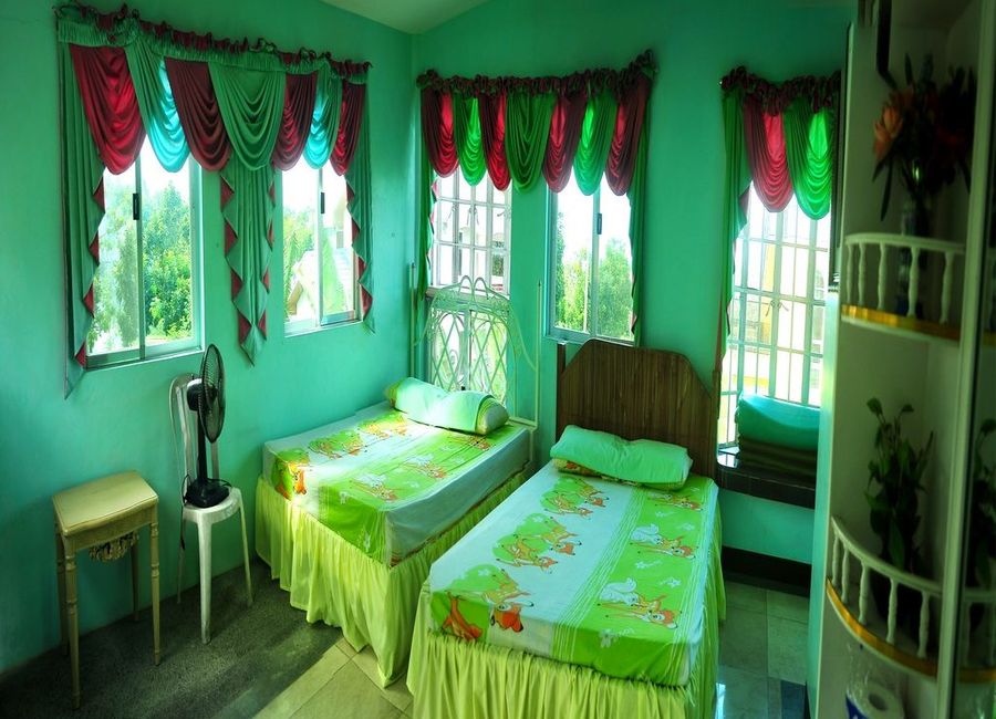 Ohio, Laguna Hills, Pansol, Calamba, Laguna image 3