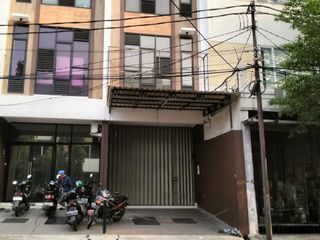 Rukan Brand New Minimalis Modern Lokasi Strategis di Aries Utama Puri Jakarta Barat
