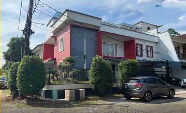 Harga Sangat Menarik ! Rumah 2 Lantai di Perum ERAMAS – LT 285 m², Nyaman untuk Keluarga