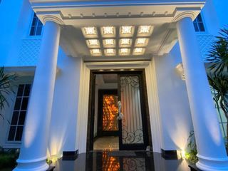 Dijual Rumah di Duta Indah Residence 2,5 Lantai Full Furnished