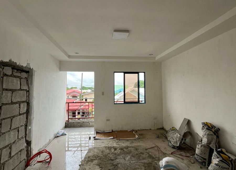 Granada, San Isidro, Cainta, Rizal image 2