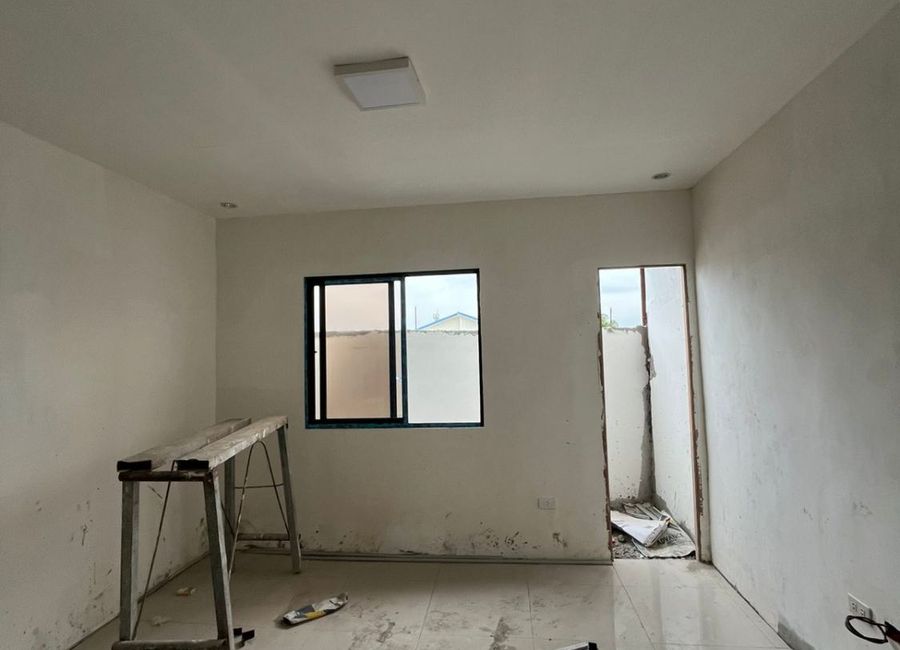 Granada, San Isidro, Cainta, Rizal image 3