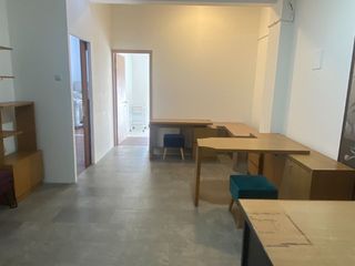 DiSEWA ATAU DIJUAL RUKO PETOGOGAN 2 KBY BARU PINGGIR JALAN BESAR HIDUP 3,5 LANTAI