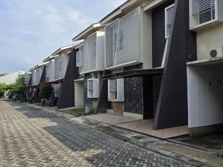 Rumah Cluster tengah kota siap huni dan murah lokasi Jl. Bakti ? Arifin Ahmad Pekanbaru