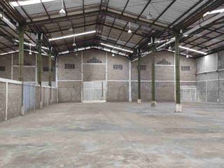 DI SEWAKAN GUDANG rapi besar siap pakai di kawasan pergudangan taman tekno BSD Tangerang