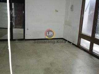 Rumah Super Luas di Semeru Raya