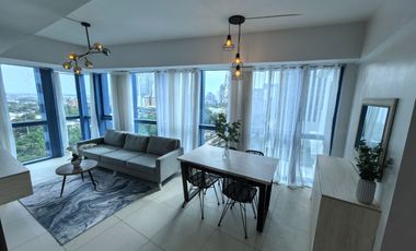 38 Park Avenue 1BR corner 55sqm Parking Furnished Cebu IT Park