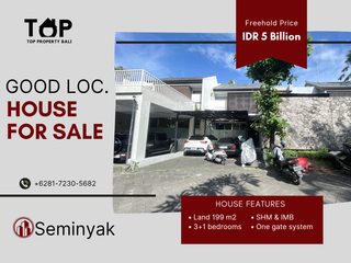 Rumah di kawasan strategis 3+1 kamar tidur di Sunset road seminyak bali