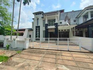 Rumah MEWAH Ayani 1 seberang Mega Mall Pontianak + PERABOT