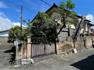 Dijual Rumah 2 Lantai Di Kawasan Premium Batubulan