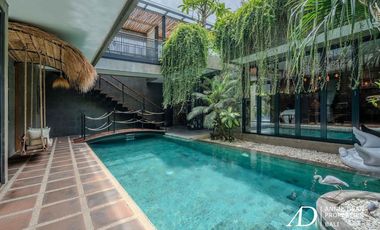 FREEHOLD | CONTEMPORARY TROPICAL VILLA IN PRIME UMALAS RESIDENTIAL AREA