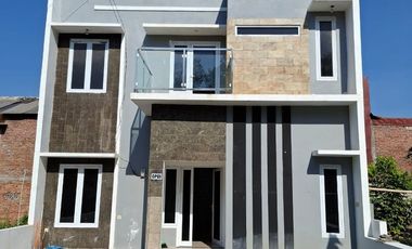 Dijual Rumah Dua Lantai Siap Huni Rp 700 Jt - Kediri Jawa Timur