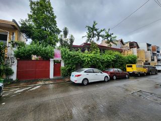 HOUSE & LOT FOR SALE IN WEST KAMIAS QC