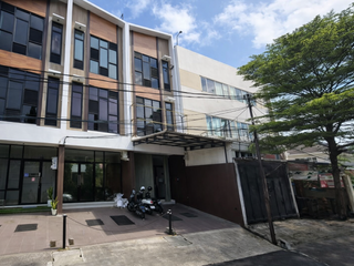 Dijual Ruko Taman Aries 3,5 Lantai di Meruya Utara, Kembangan, Jakarta Barat