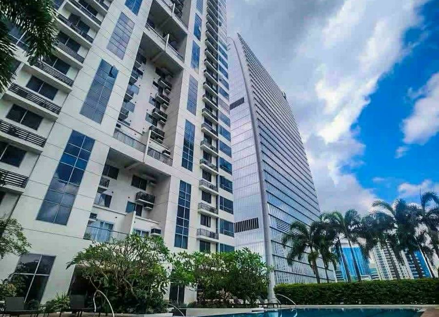 Big studio unit fully furnished and interiored FOR SALE with great ...