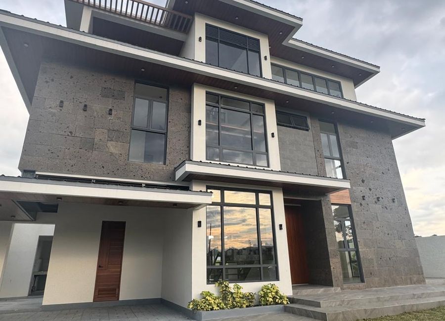 Marathon Drive, Venare, Canlubang, Calamba, Laguna