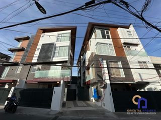 4 STOREY TOWNHOUSE FOR SALE MANDALUYONG (RFO)