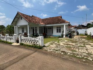 Dijual Murah Rumah 345 m2 di Daerah Sejuk Bojong Purwakarta