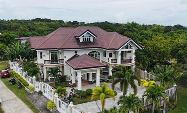 LUXURY SEAVIEW AND MOUNTAIN VIEW HOUSE AND LOT FOR SALE IN BACLAYON BOHOL