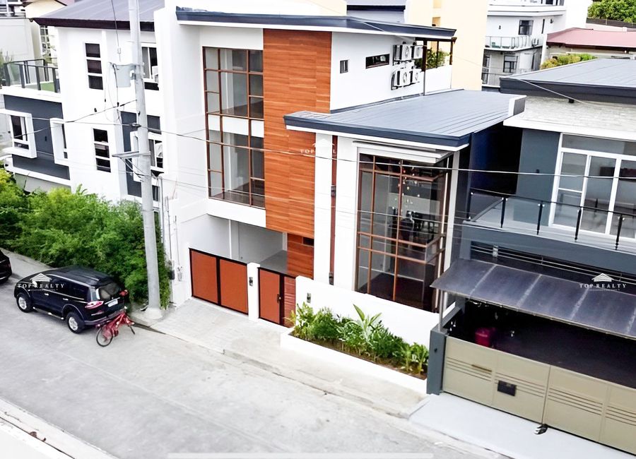 Greenwoods East Drive, Greenwood 10, Santa Ana, Taytay, Rizal