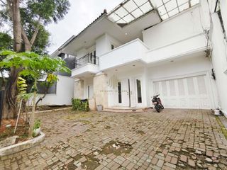 Menteng Disewakan Dekat Jl. Diponegoro Akses Mudah ke Jl. Sudirman