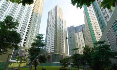 Fully Furnished 1-Bedroom Condo Unit