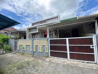 dijual rumah lantai 1 kebi iwa utara