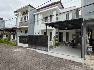 dijual rumah mewah lantai 2 padangsambian kelod
