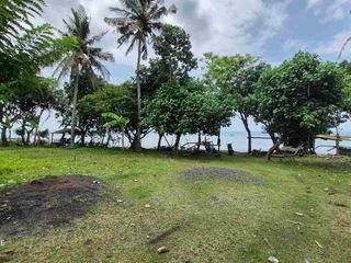 TANAH LOS PANTAI 200M2 HOOK JALAN DI MELAYA JEMBRANA