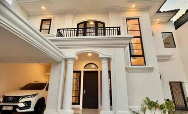 rumah mewah BSD puspita loka