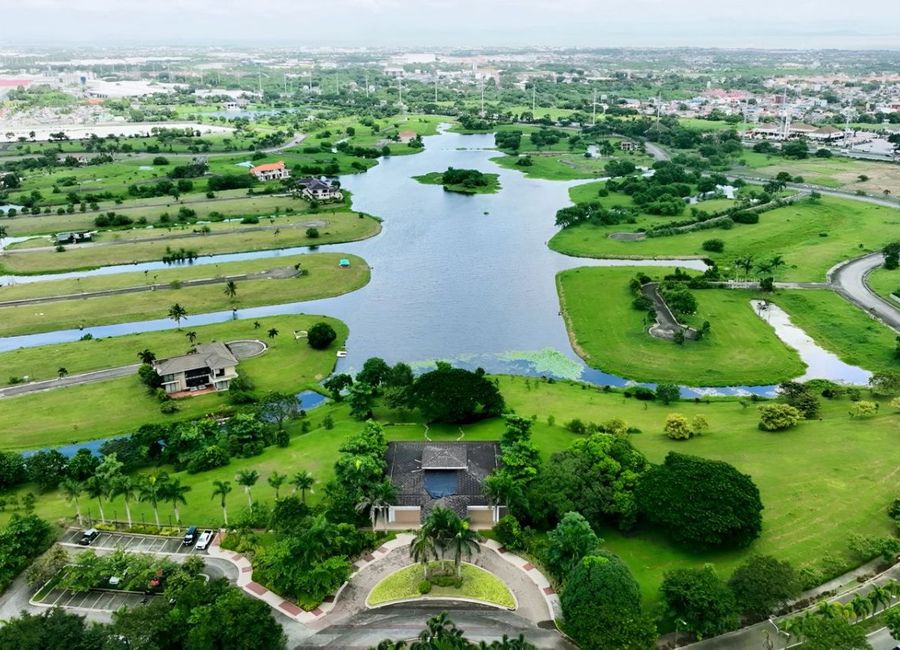 South Lake Village, Malitlit, Santa Rosa, Laguna image 3