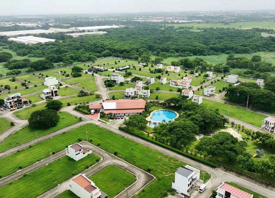 South Luzon Expressway, Eton City, Malitlit, Santa Rosa, Laguna image 2