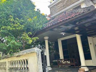 dijual rumah lantai 3 padang sambian kelod