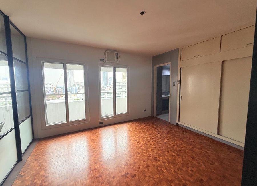 THE CRESCENT CONDOMINIUM, Pasig, 3BR Unit for Lease | Lamudi.com.ph