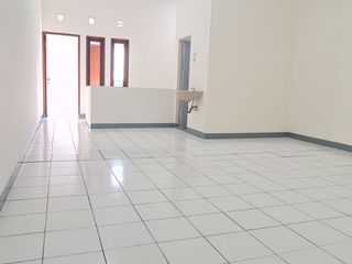 Ruko 2 Lantai Strategis di Taman Holis Indah 2