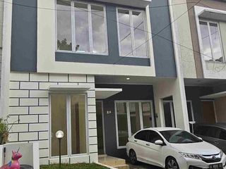 Rumah Disewakan 2 Lt 3 Bedroom Bebas Banjir Di Belakang CitraGrand Cibubur