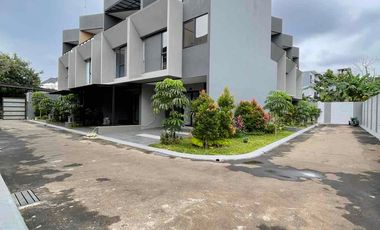 dijual rumah murah town house kagakarsa