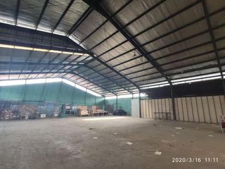 Gudang Luas Strategis di Mainroad Soekarno Hatta Dekat Tol Pasirkoja