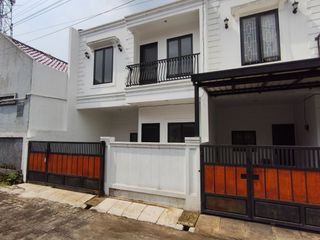 Rumah 4 KM MRT Lebak bulus Dekat UIN Ciputat Cirendeu